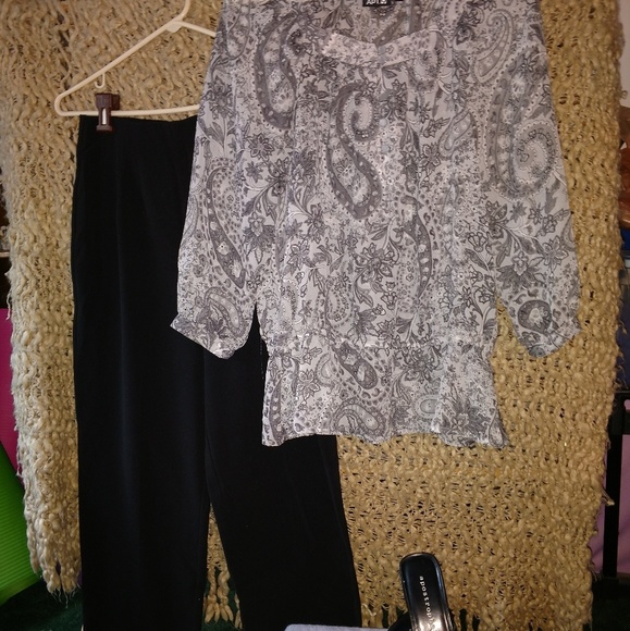 🎆 Black Dress Pants - Picture 4 of 5